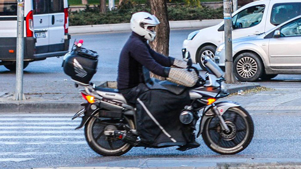 B sınıfı ehliyetle A1 sınıfı sürücü belgesiyle kullanılan motosikletler sürülebilecek