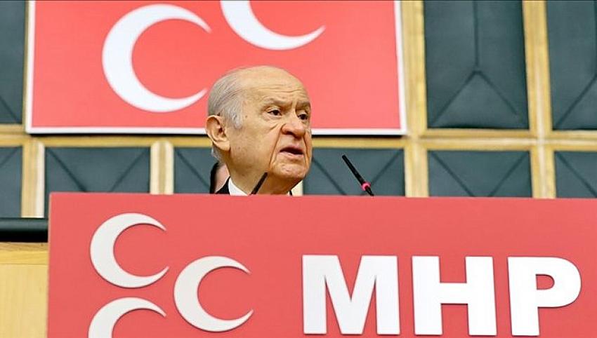 Bahçeli'den 104 emekli amirale tepki: Rütbeleri sökülmeli