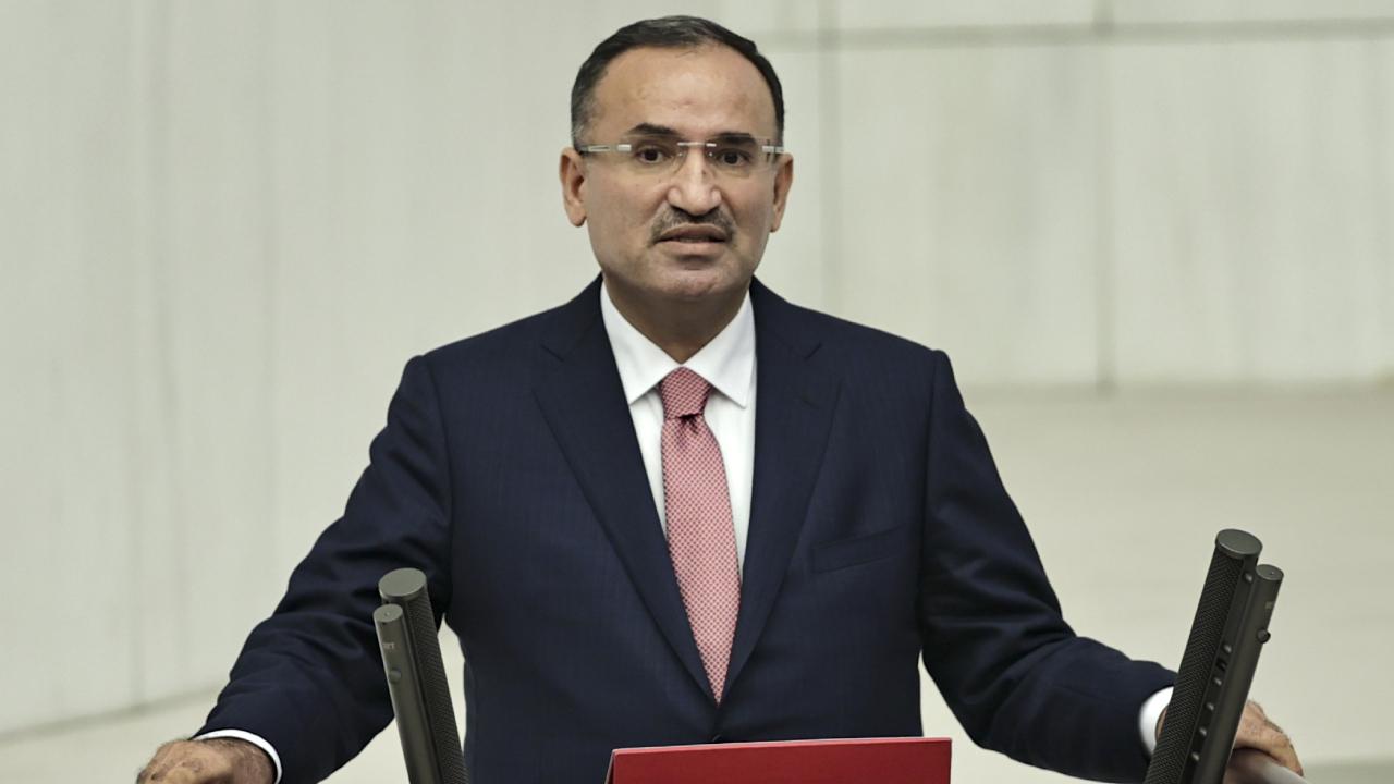 Bakan Bozdağ'dan iyi hal indiriminde değişiklik talimatı Kravat takana ceza indirimine son