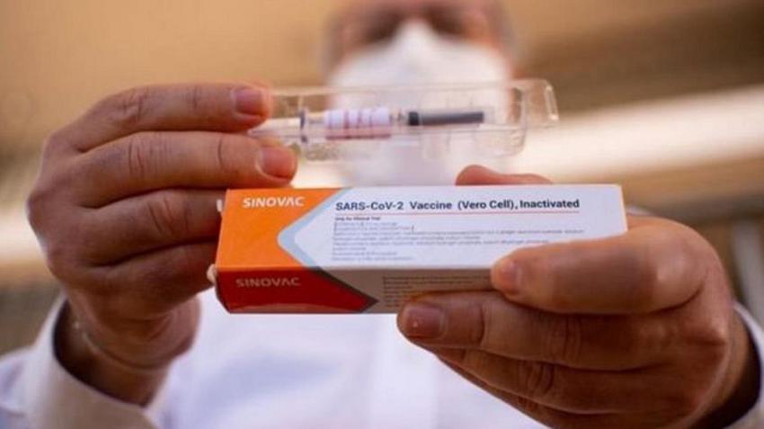 Bakan Koca duyurdu: Aşılar Pazar'ı Pazartesi'ye bağlayan gece Çin'den yola çıkıyor