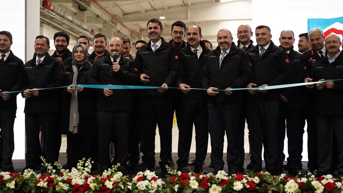 Bakan Kurum, Konya'da Emlak Konut Asansör Fabrikası'nın açılışında konuştu: