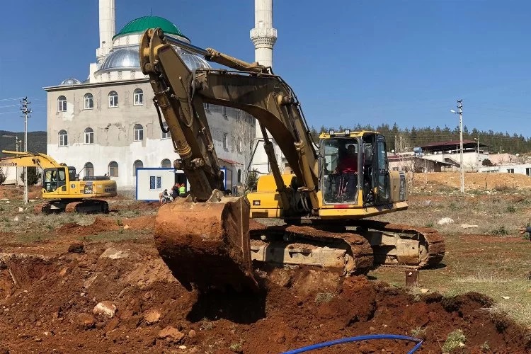 Bakan Kurum: TOKİ 855 konut için ilk kazmayı vurdu