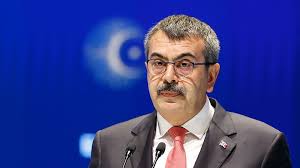 Bakan Tekin, 20 bin öğretmen atanacağını söyledi.