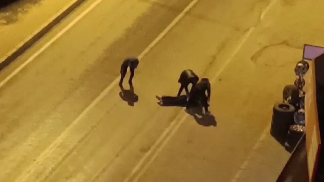 Belediye başkanının bulunduğu otomobile silahlı saldırı