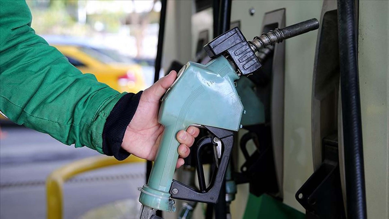 Benzin ve motorin fiyatlarında yeni indirim bekleniyor