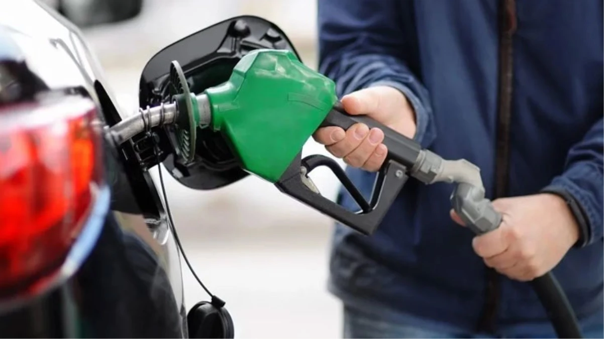 Benzine, motorine ve sigaraya ÖTV zammı geliyor