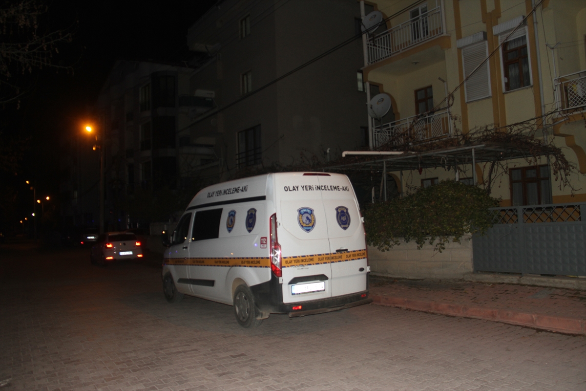 Beyşehir'de evinde silahla vurulan kişi hayatını kaybetti