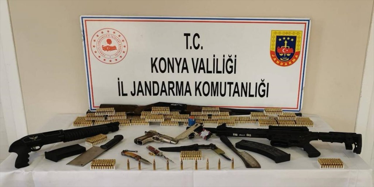 Beyşehir'de  jandarmadan silah kaçakçılığı operasyonu