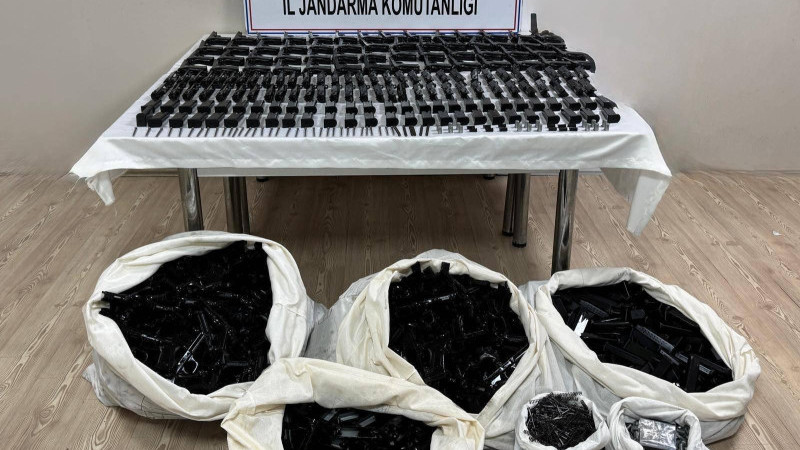 Beyşehir'de Jandarmadan Silah Malzemesi Operasyonu