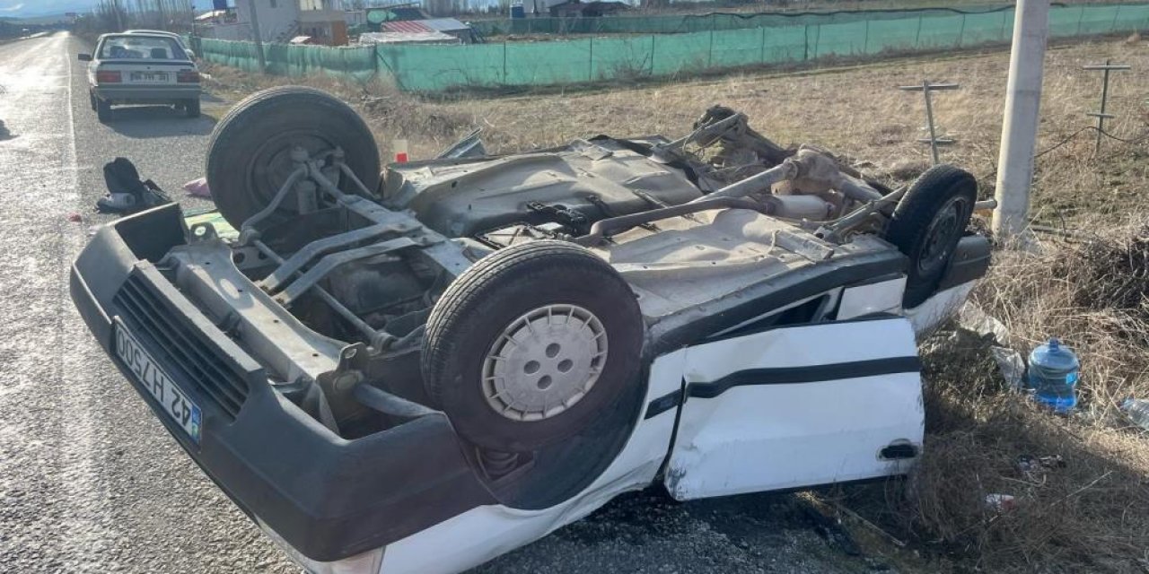 Beyşehir'de otomobil takla attı: 2 yaralı