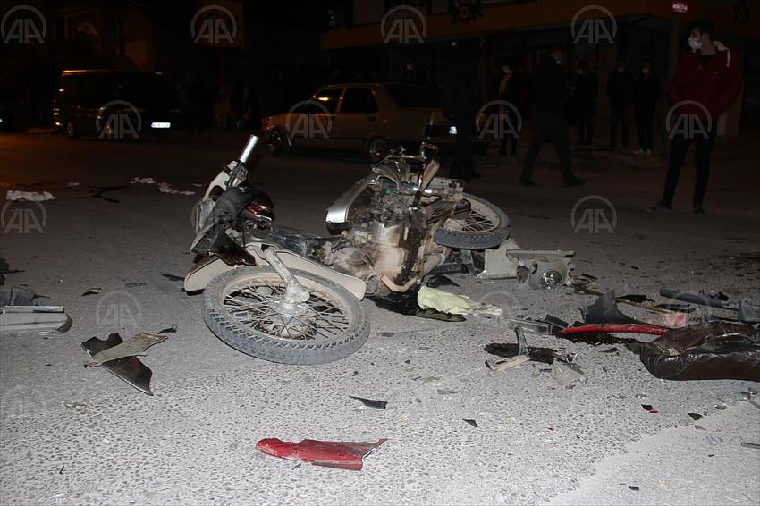 Beyşehir'de otomobille motosiklet çarpıştı, 3 kişi ağır yaralandı