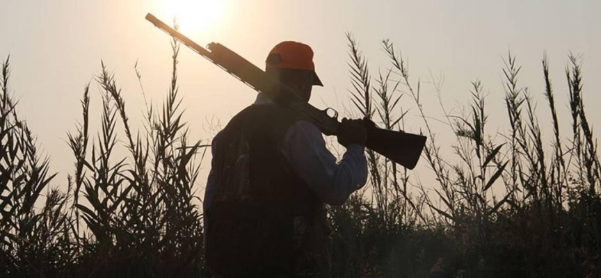 Beyşehir'de projektörle kaçak avcılık yaptığı öne sürülen 4 kişiye 13 bin 500 lira ceza