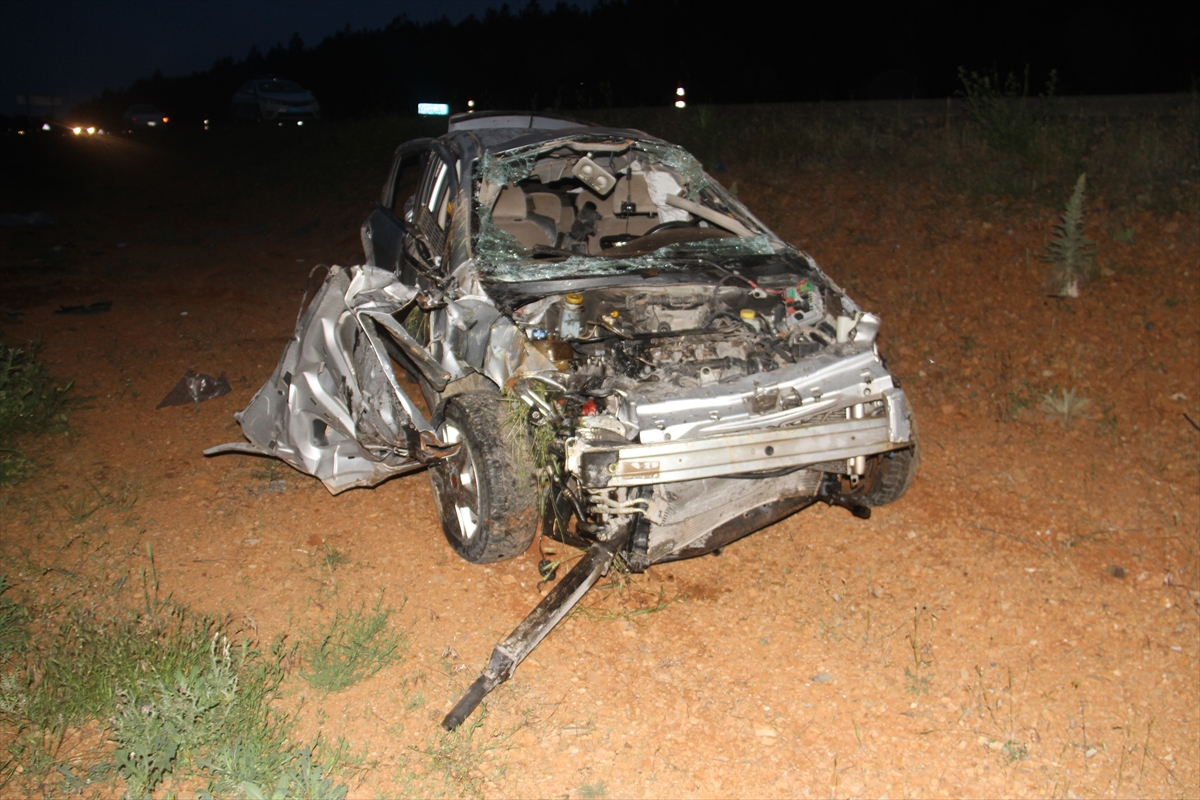 Beyşehir Seydişehir yolundaki   trafik  kazasında 5 kişi yaralandı