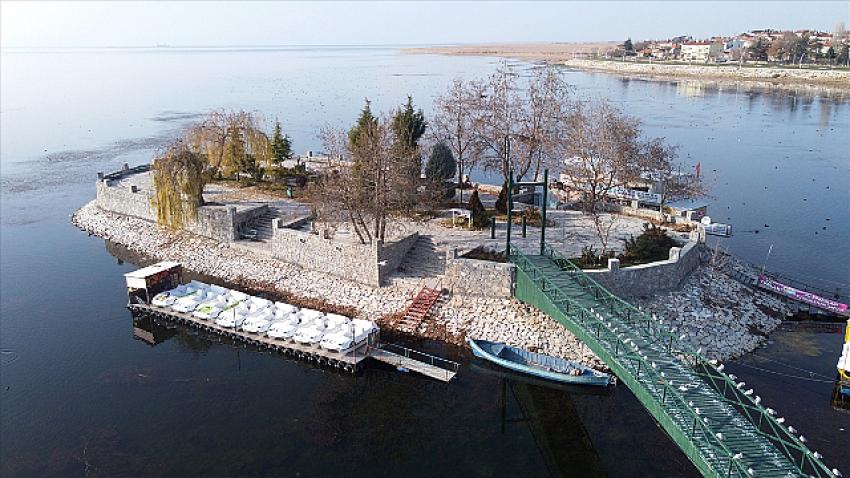 Beyşehir Gölü kıyıları yabancı turistlere kaldı