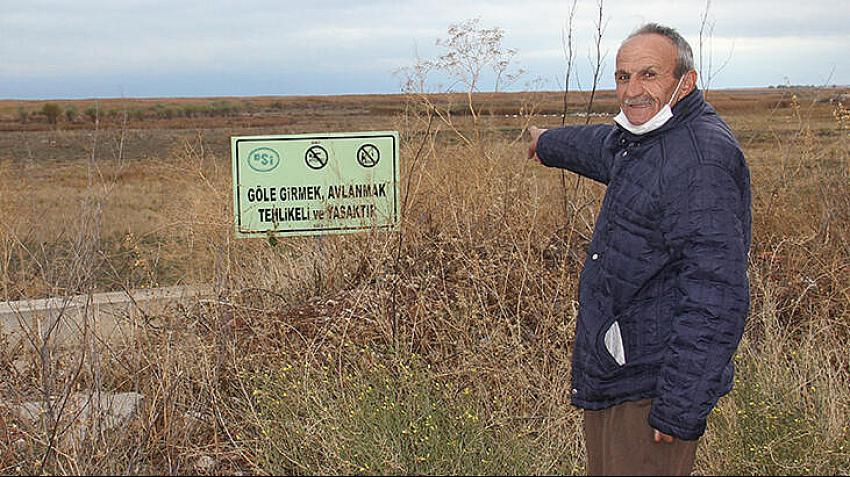 Beyşehir Gölü'nde sular çekildi, kıyılarda sazlıklar oluştu