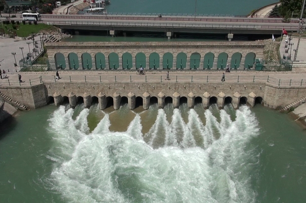 Beyşehir Gölü'nden su verilmeye başlandı