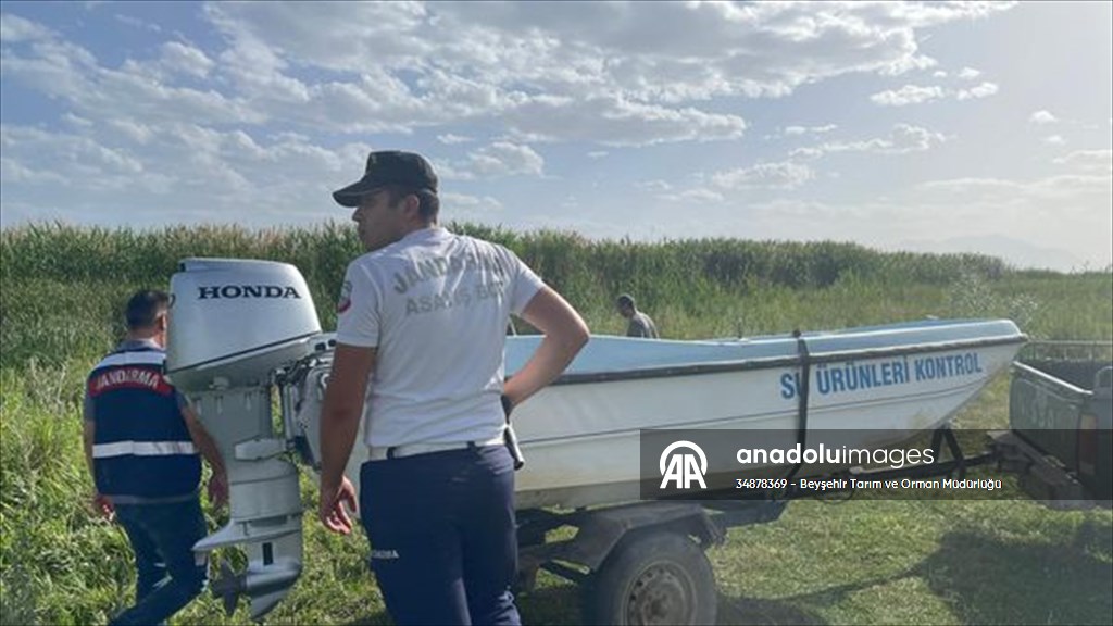 Beyşehir Gölünde  elektroşokla balık avlayan 2 kişiye 209 bin lira ceza verildi