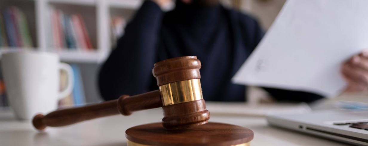 Boşanma Nasıl Gerçekleşir? Boşanmanın Getirdiği Duygular Nelerdir?