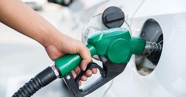 Bu gece yarısından itibaren motorine 47 kuruş indirim gelmesi bekleniyor