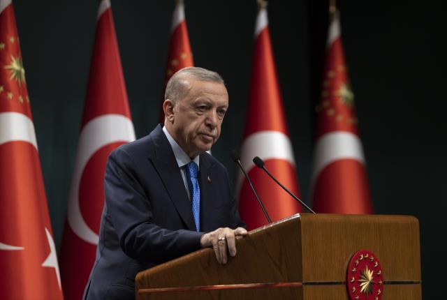 Bu yıl ders kitaplarının yanında yardımcı kaynaklar da ücretsiz dağıtılacak