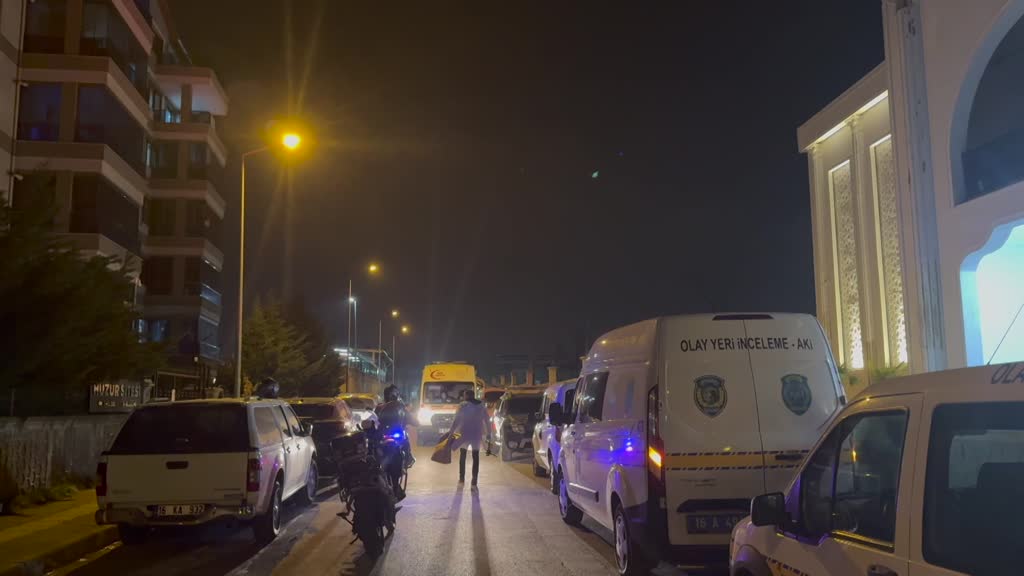 Bursa'da boşandığı eşini öldüren kişi aynı silahla intihar etti