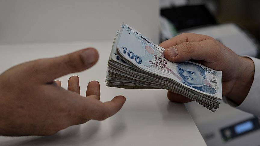 Çalışan emeklilere 5 bin lira düzenlemesi yeni yıl öncesi yasalaşacak