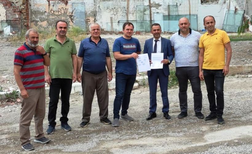 Çarşı Esnafı Seydişehir'den Ümidi Kesti Büyükşehir için imza  topladı