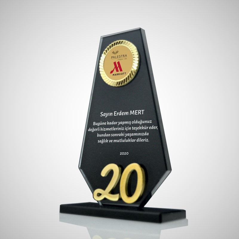 Çeşitli ve Şık Plaket Seçenekleri - İstanbul Plaket