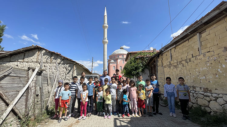 Çevreci imam Mustafa Yıldırım köyüne örnek oldu
