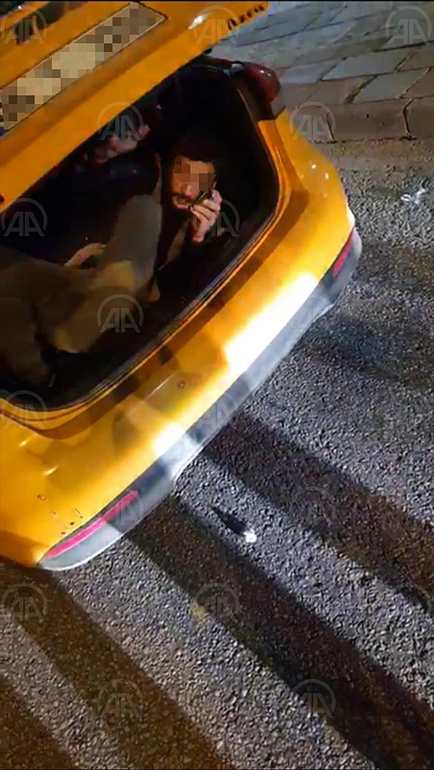  Ceza yememek için taksinin bagajında yolculuk yaparken yakalandı