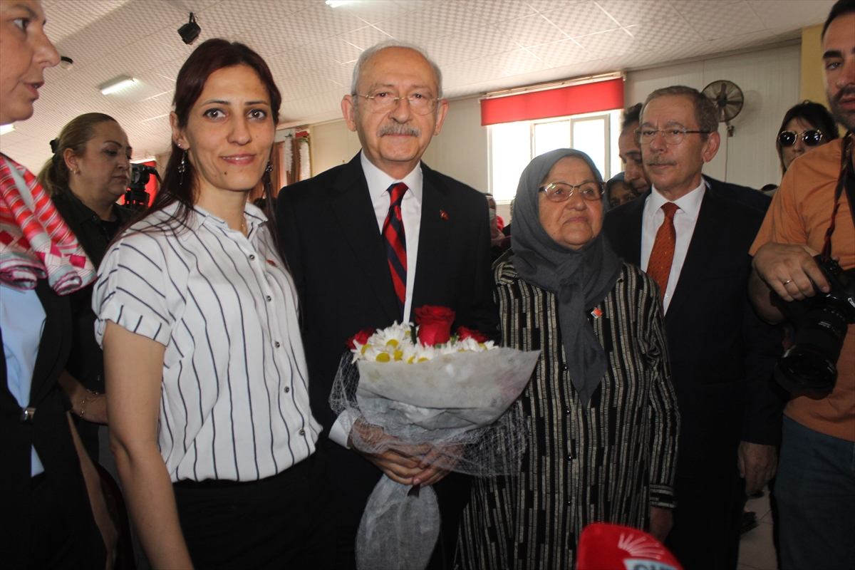 CHP Genel Başkanı Kılıçdaroğlu, Konya'da kadın çiftçilerle buluştu:
