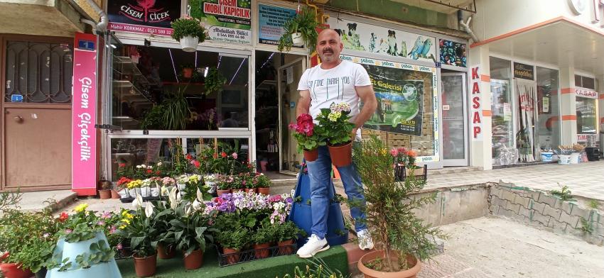 Çiçekçiler, Anneler Gününe hazır 