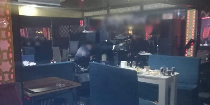  "Çok yüksek risk" kategorisindeki Konya'da eğlence mekanına giden 60 kişiye 243 bin lira ceza