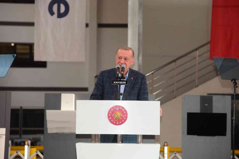 Cumhurbaşkanı Erdoğan: 5 bin 500 TL olarak belirlediğimiz asgari ücreti yeniden değerlendireceğiz!