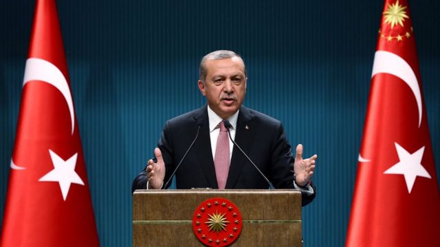 Cumhurbaşkanı Erdoğan: Deprem bölgesinde OHAL ilan edildi