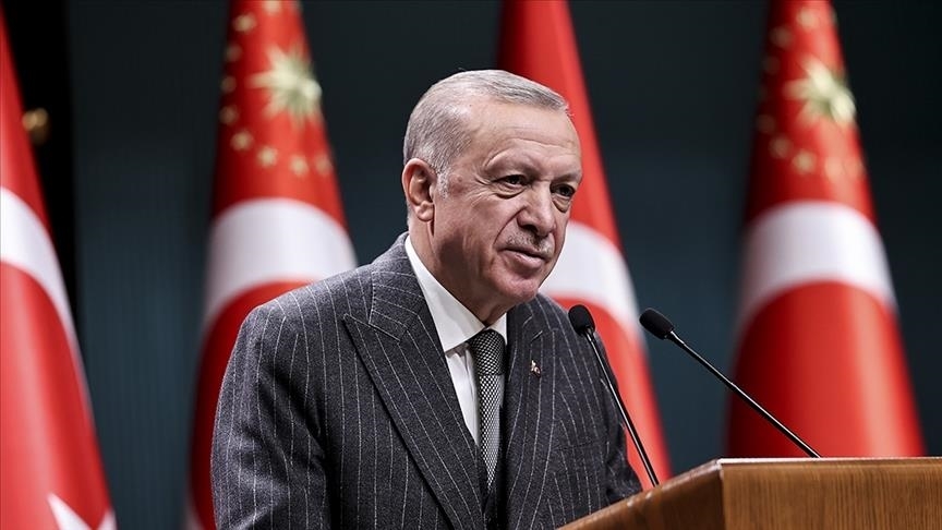 Cumhurbaşkanı Erdoğan: Vatandaşımızın hayat seviyesini eskisinin üzerine çıkarmak boynumuzun borcu