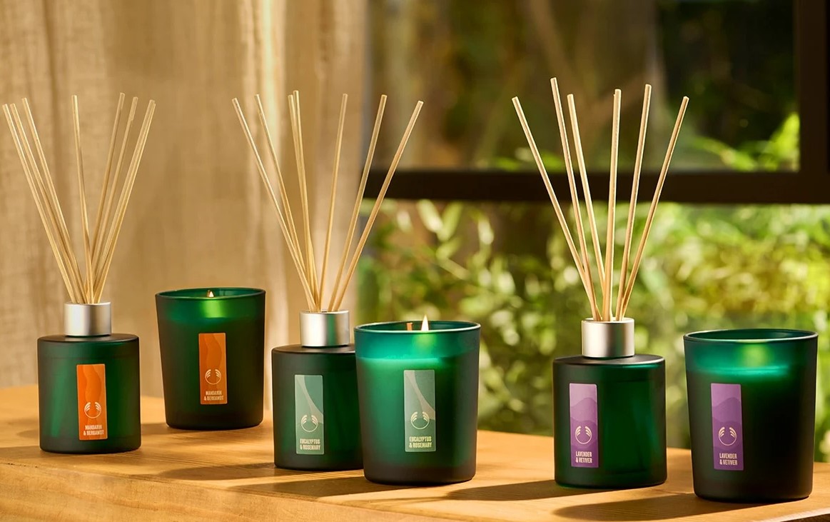 Dudak Nemlendiricisi - LipTint: Güzelliğinize Işıltı Katın