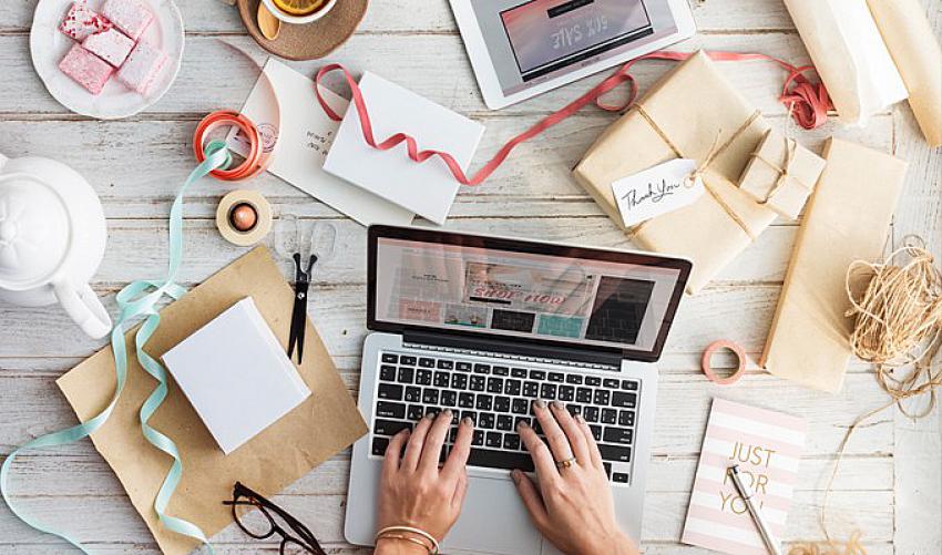 E-Ticaret'e vergi muafiyeti geldi.