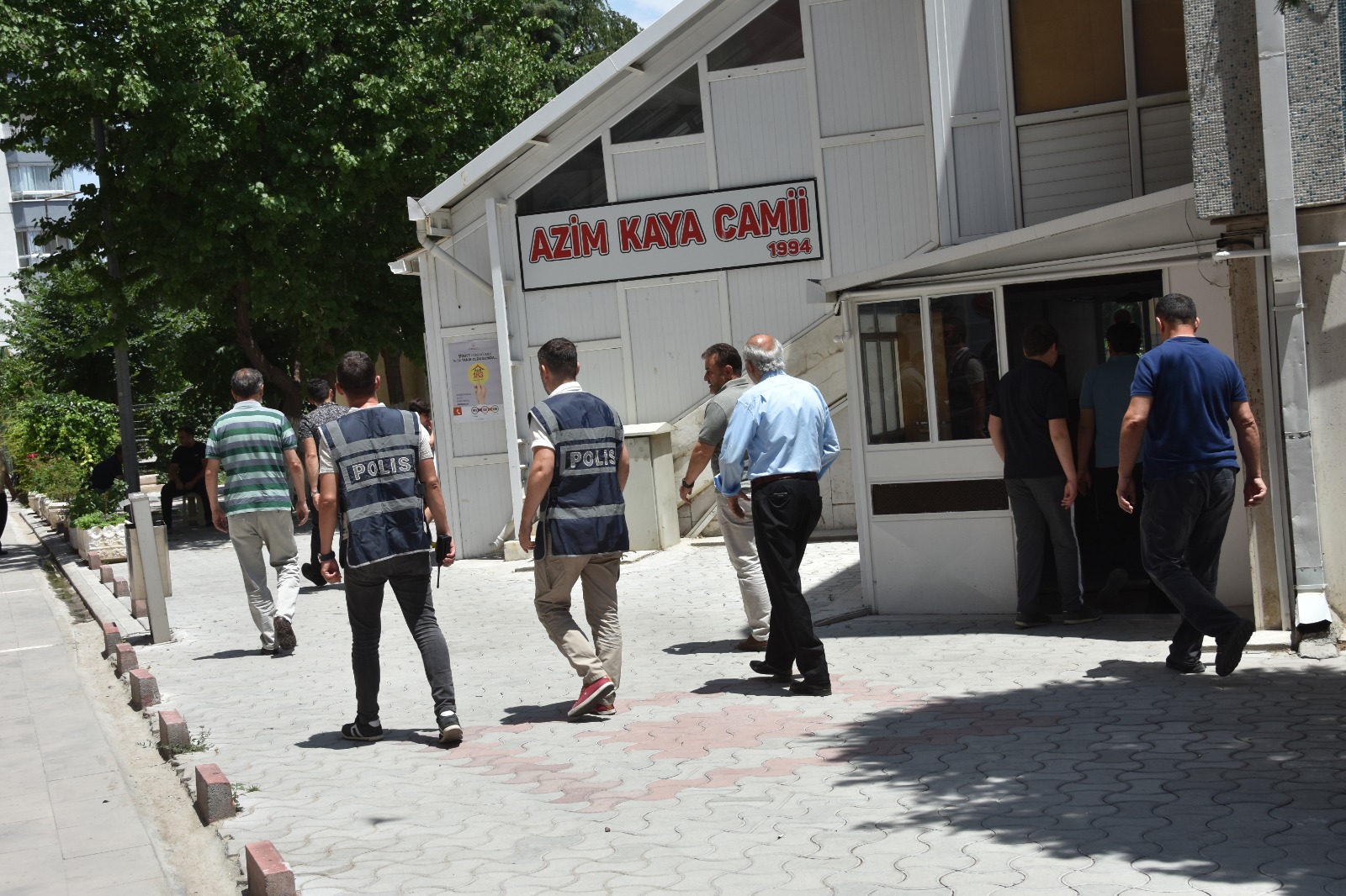 Emniyet Müdürlüğü ekiplerinden  dilencilere yönelik denetimler