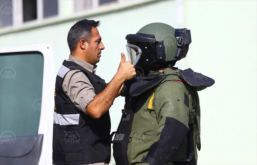  Emniyet teşkilatının fünyenin ucundaki kahramanları: Bomba imha ekipleri