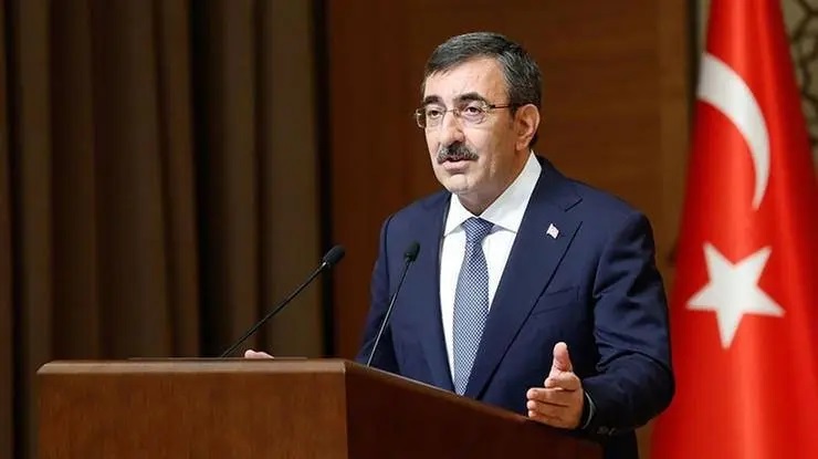 En düşük emekli maaşına zam sinyali! Cevdet Yılmaz açıkladı