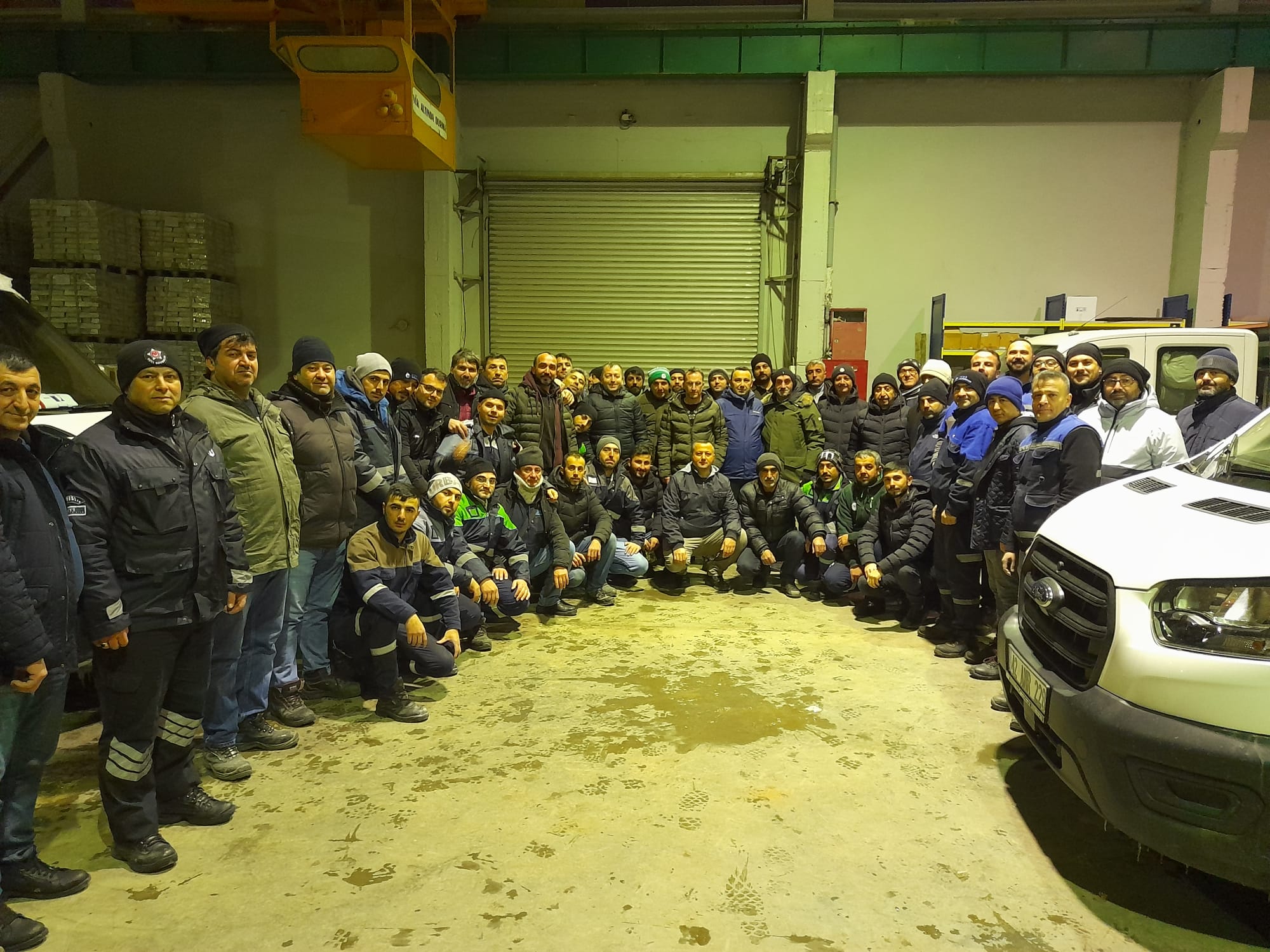 ETi AŞ 432 kişilik arama kurtarma ekibi  Deprem  Bölgesinde  çalışmalarını sürdürüyor.