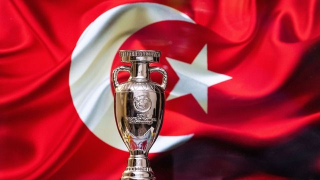 EURO 2032'ye ev sahipliği yapacak ülkeler açıklandı