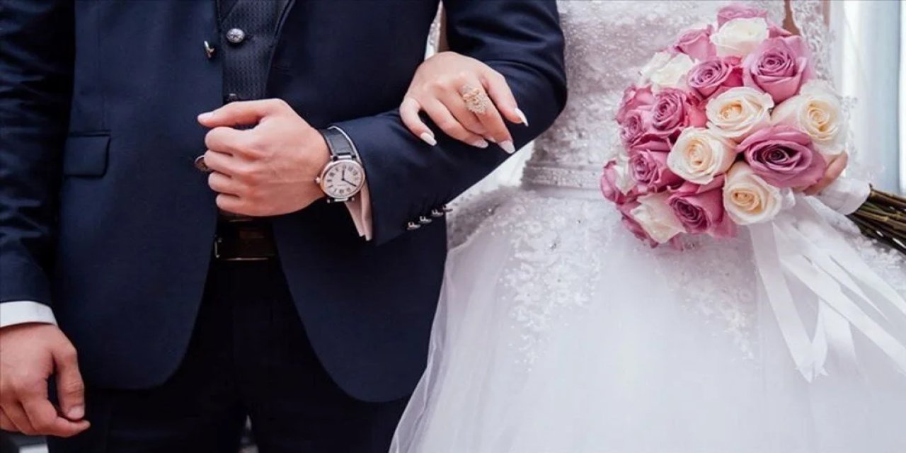 Evlenecek gençlere müjde: Aile ve Gençlik Fonu yasalaştı
