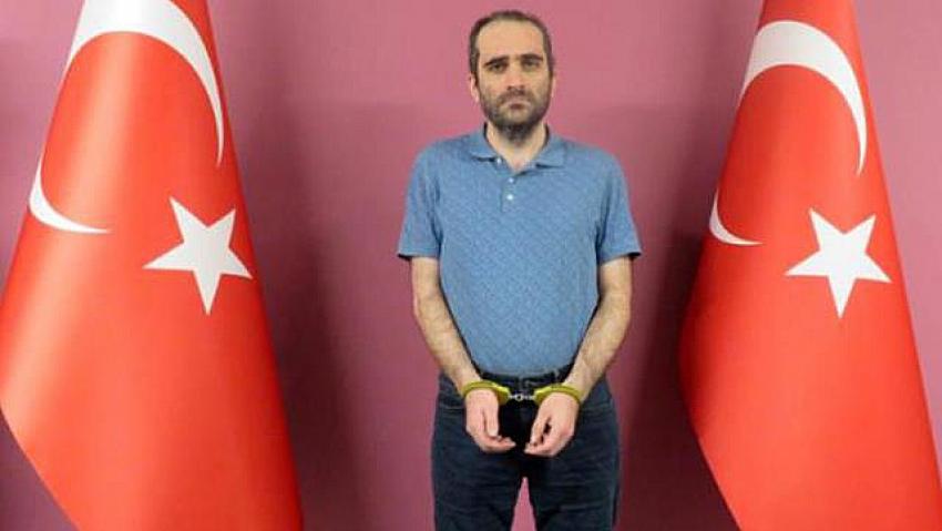 FETÖ elebaşının yeğeni Selahaddin Gülen, MİT operasyonuyla yakalanarak Türkiye'ye getirildi