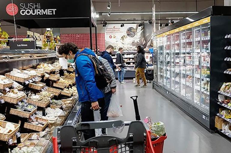 Fransa'da süpermarketlerdeki 5 bin ürünün fiyatı sabitlenecek.