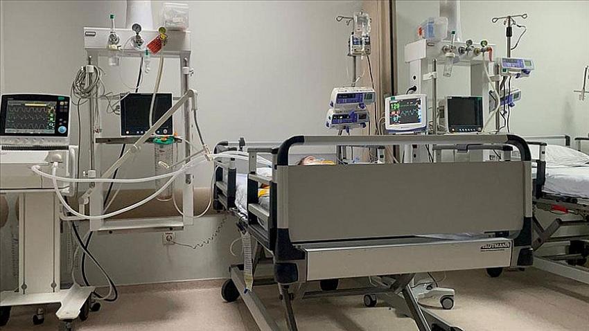  Gaziantep'te bebeğini darbeden baba tutuklandı.