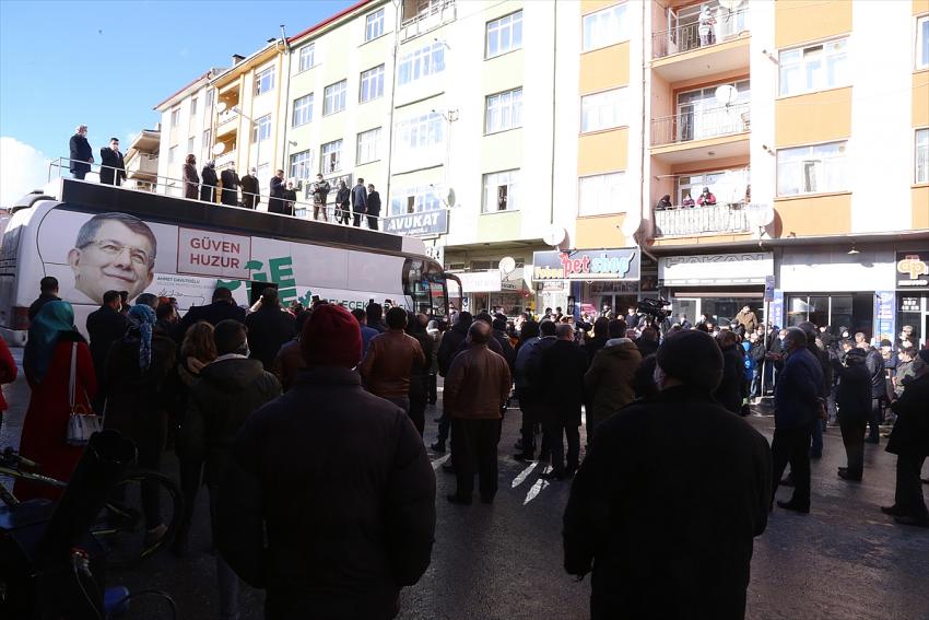 Gelecek Partisi Genel Başkanı Davutoğlu, Seydişehir'de parti teşkilatlarının açılışına katıldı