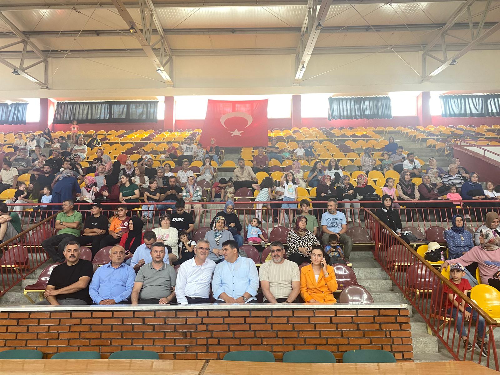 GSB OKUL SPORLARI AÇILIŞI YAPILDI