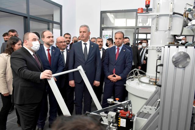 Güneş Panellerinin Kalbi Milli İmkanlarla Üretilecek